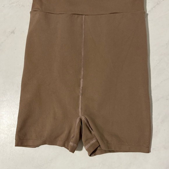Free People Fp Movement Tan Every Single Time Runsie Size XS/Small Gym Yoga - Picture 7 of 7
